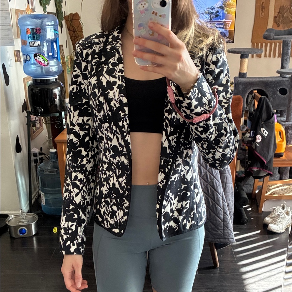 New York & Company Black and White Blazer